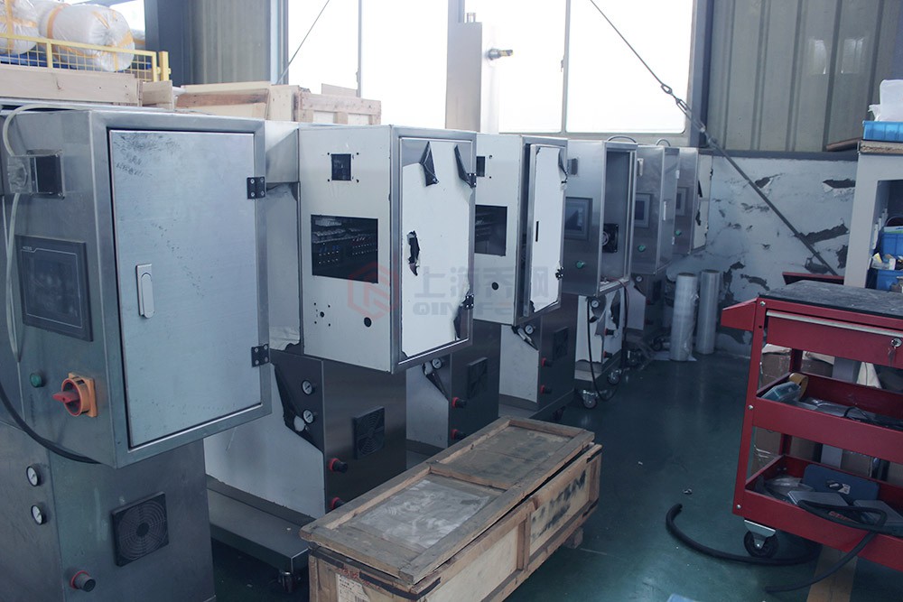 國(guó)內(nèi)小型噴霧干燥機(jī)一般多少錢一臺(tái)